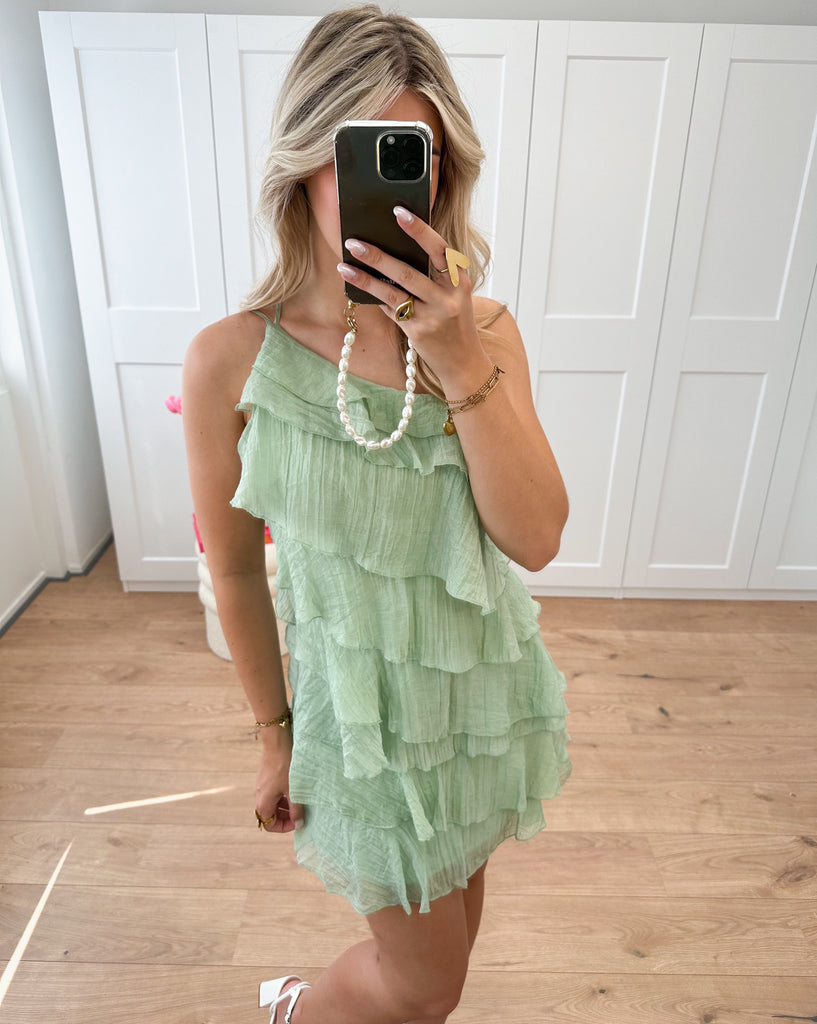 Groen jurkje met ruffles