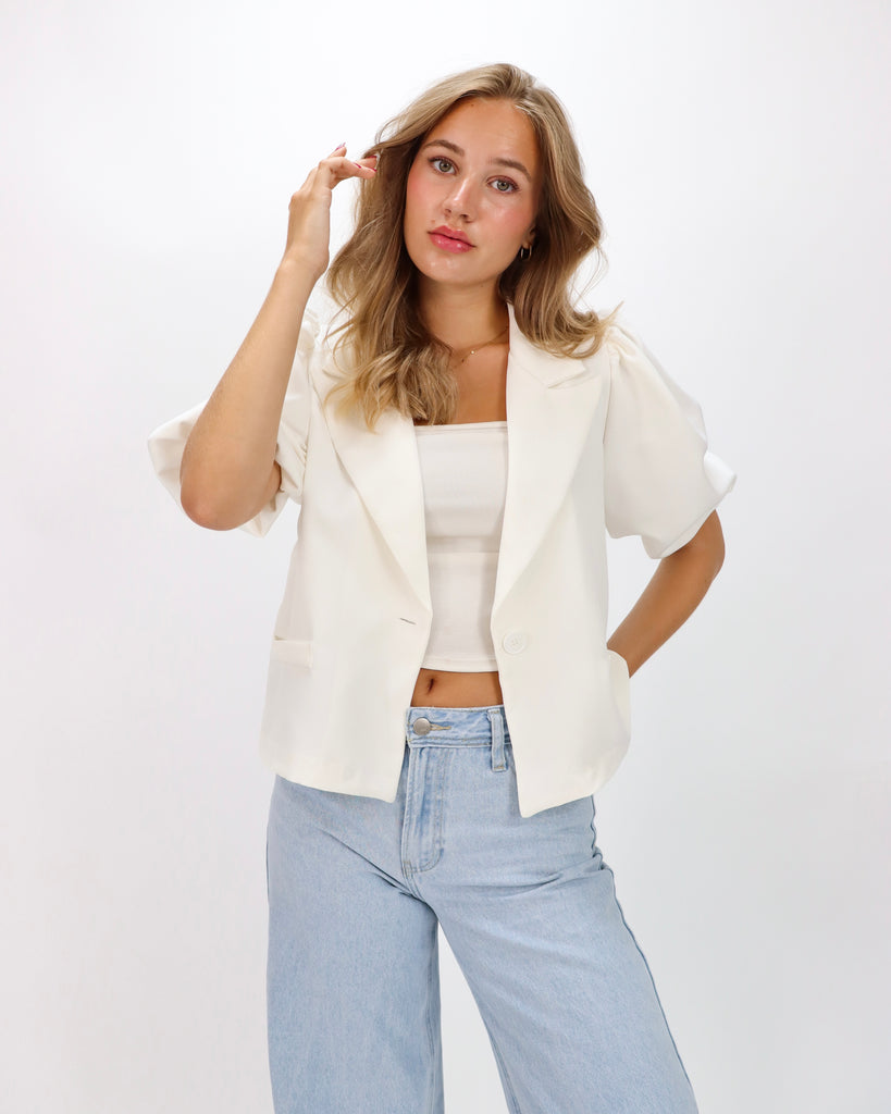 Korte witte blazer met pof mouwen