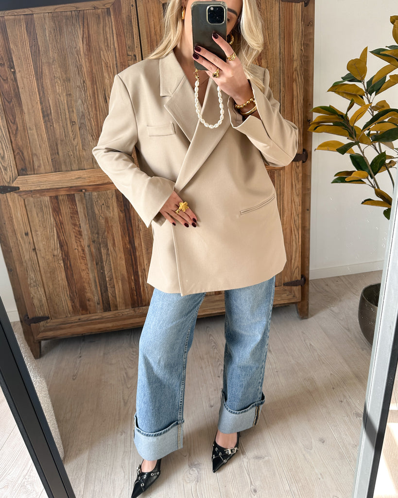 Beige oversized overslag blazer met drukknoopsluiting